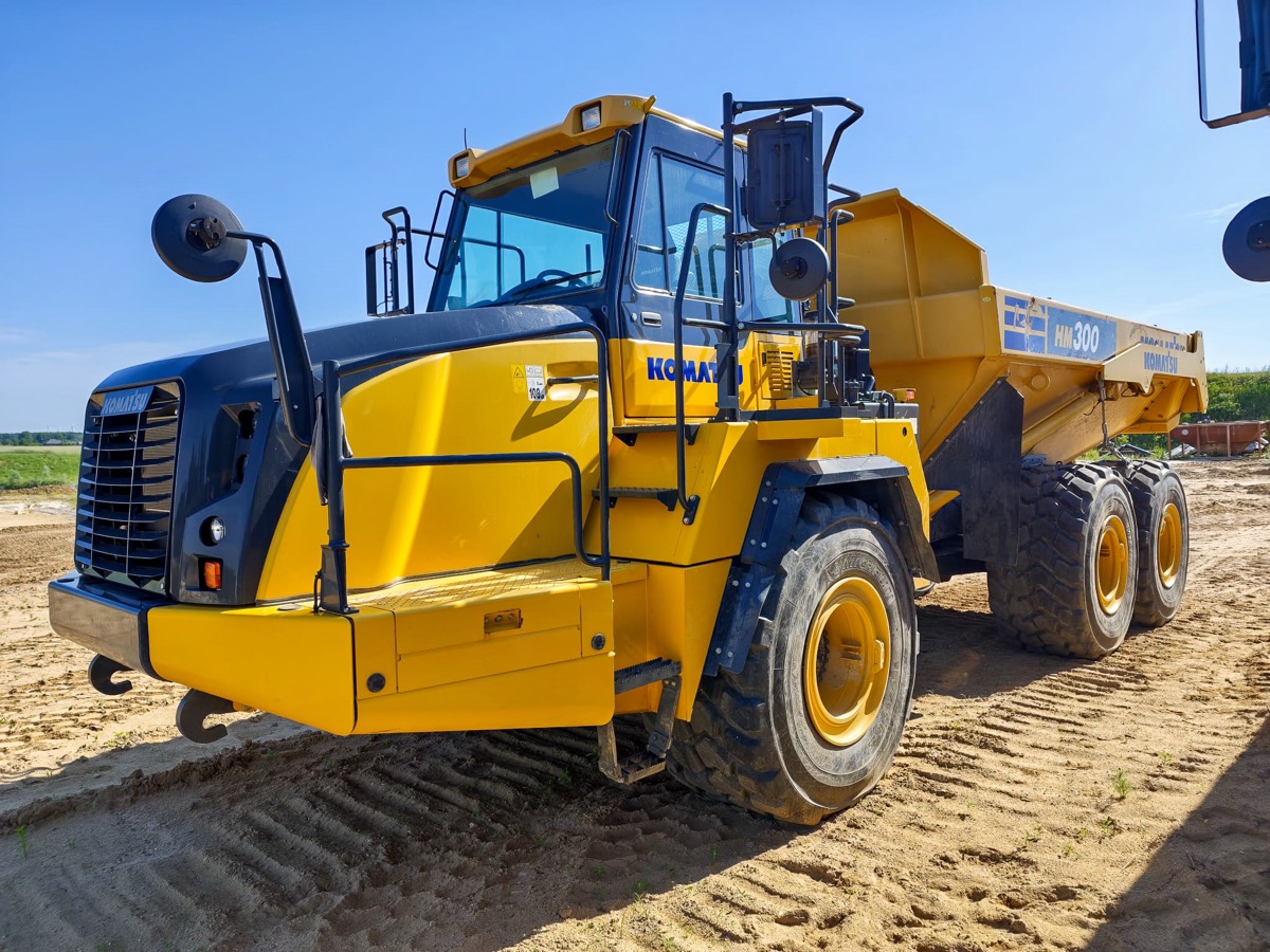 Komatsu HM300 detal 1
